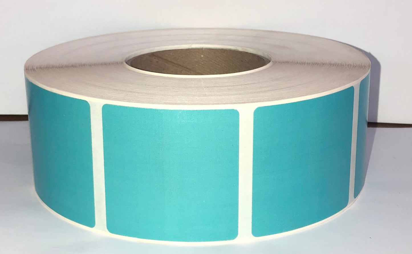 etiquettes-rive-sud,Étiquettes couleur 2.50" X 2.50" transfert thermique en rouleau sur core 3"