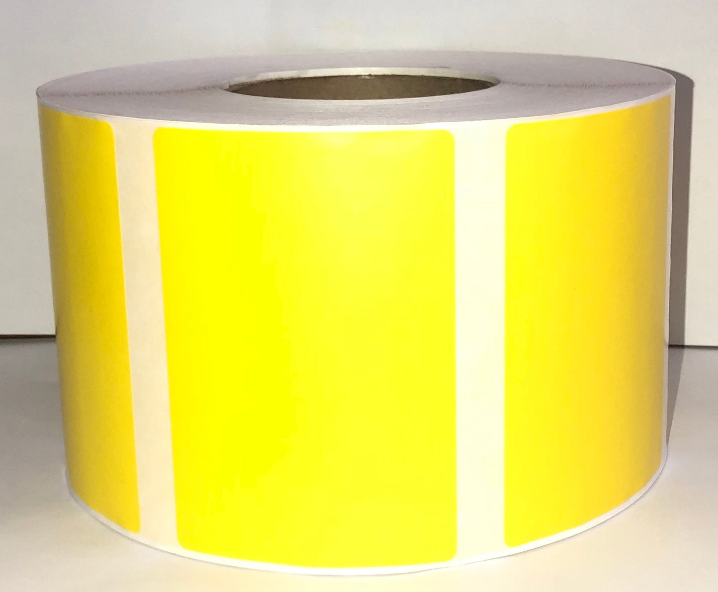 etiquettes-rive-sud,Étiquettes couleur 4.25" X 2.875" transfert thermique en rouleau sur core 3"