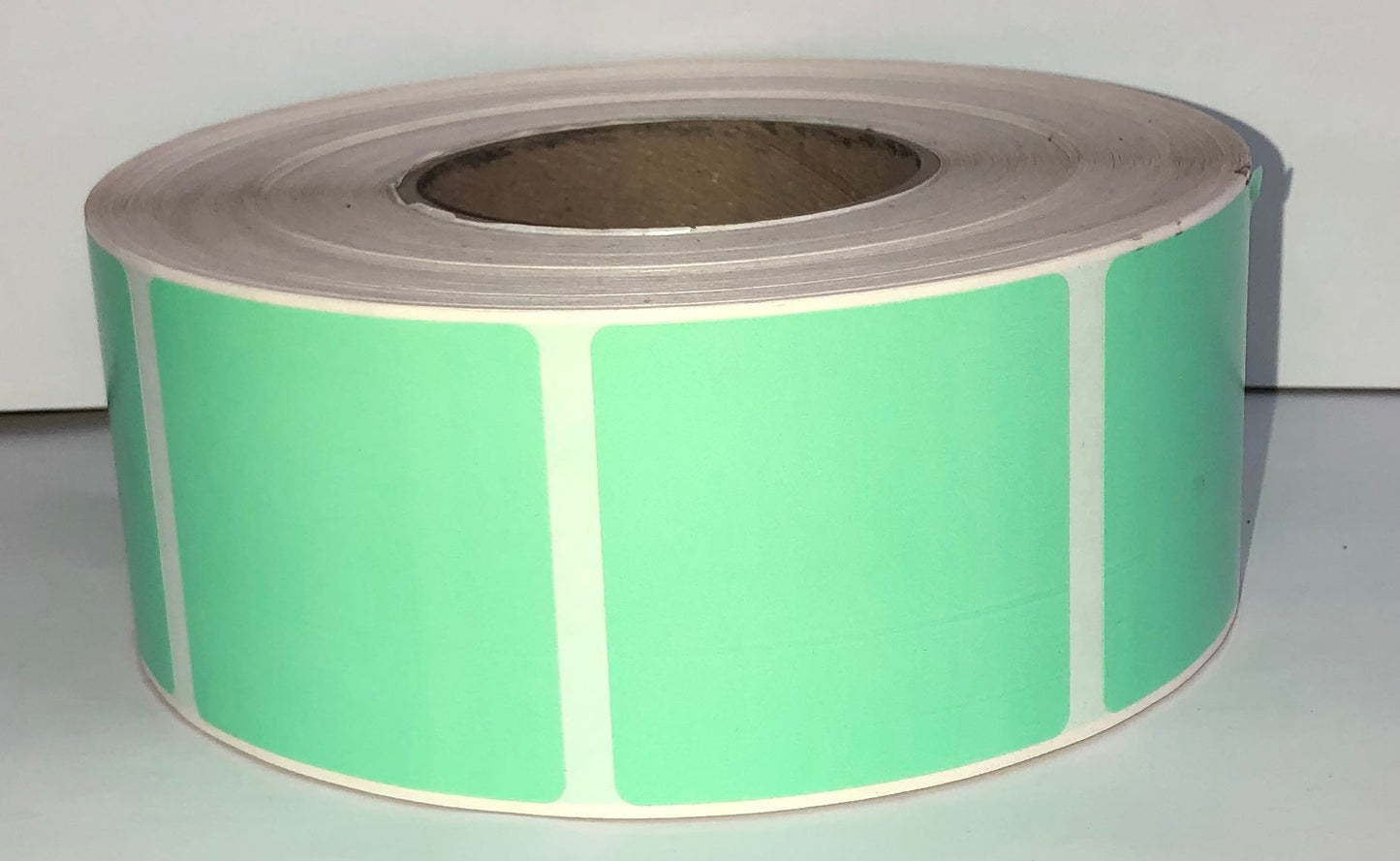 etiquettes-rive-sud,Étiquettes couleur 2.50" X 2.50" transfert thermique en rouleau sur core 3"
